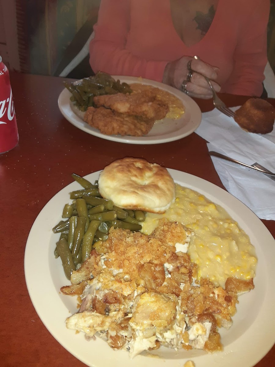 Gillsville Cafe-10
